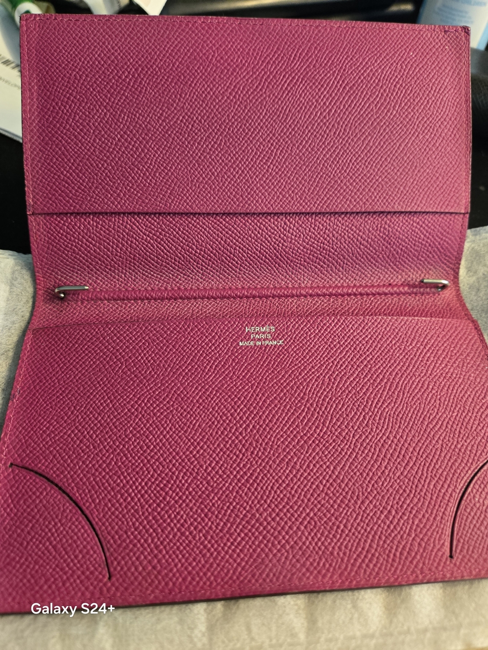 Hermes Pink Leather Women's Agenda/Passport Holder